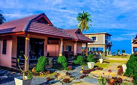 Needa Rock Resort Khanom